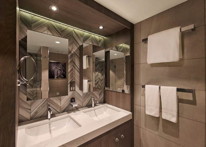 Azamara Azamara Journey World Owner's Suite Bathroom 1 ©Michael Pisarri.jpg